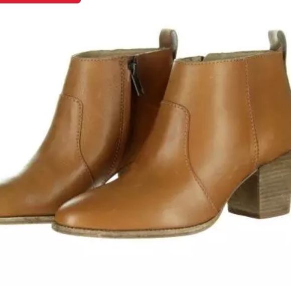 Madewell Shoes - Madewell Brenner English Leather Ankle Boots NEW